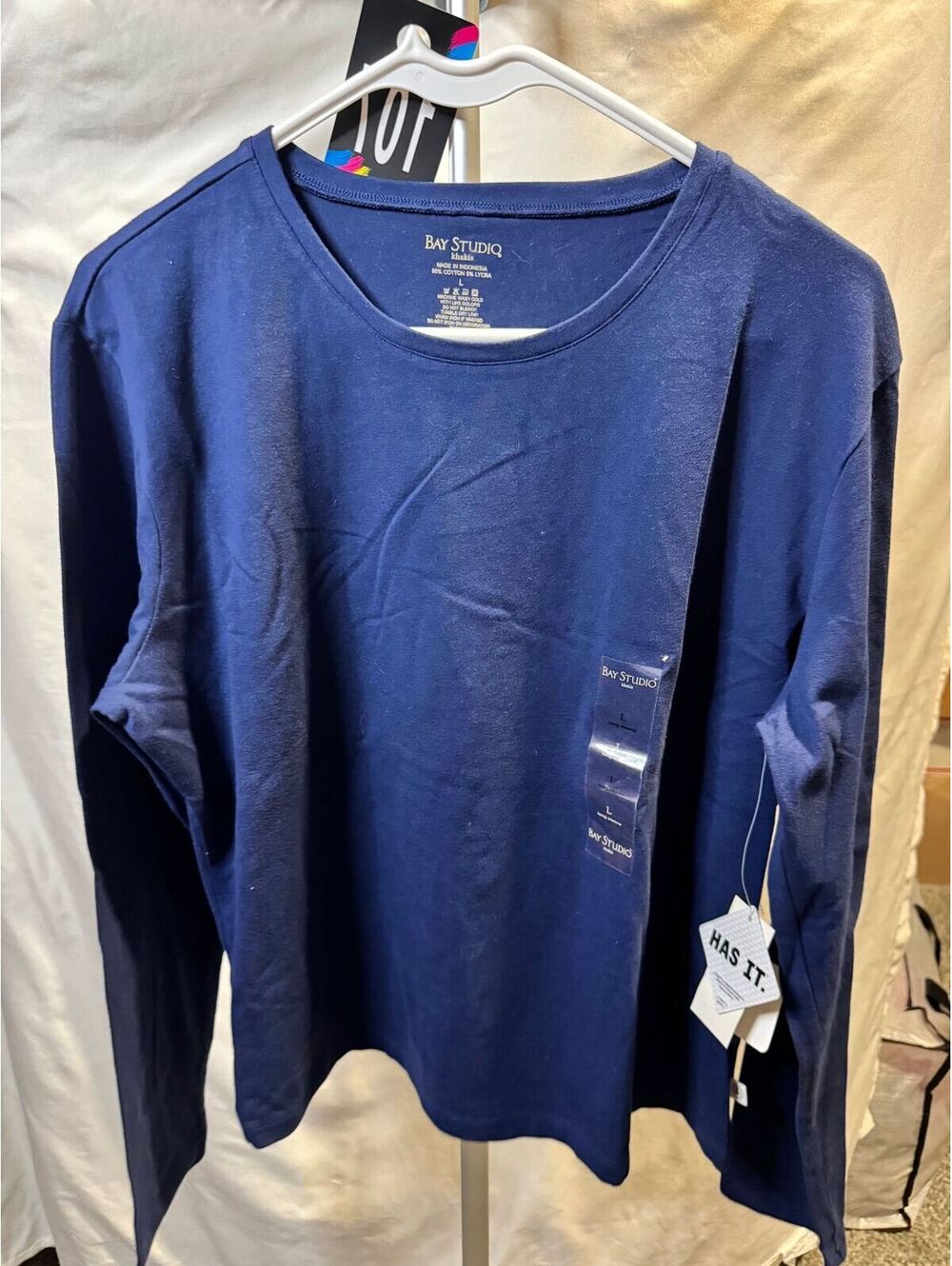 107 Bay Studio Khakis Long Sleeve Navy Blue T-Shirt Size L New With Tags